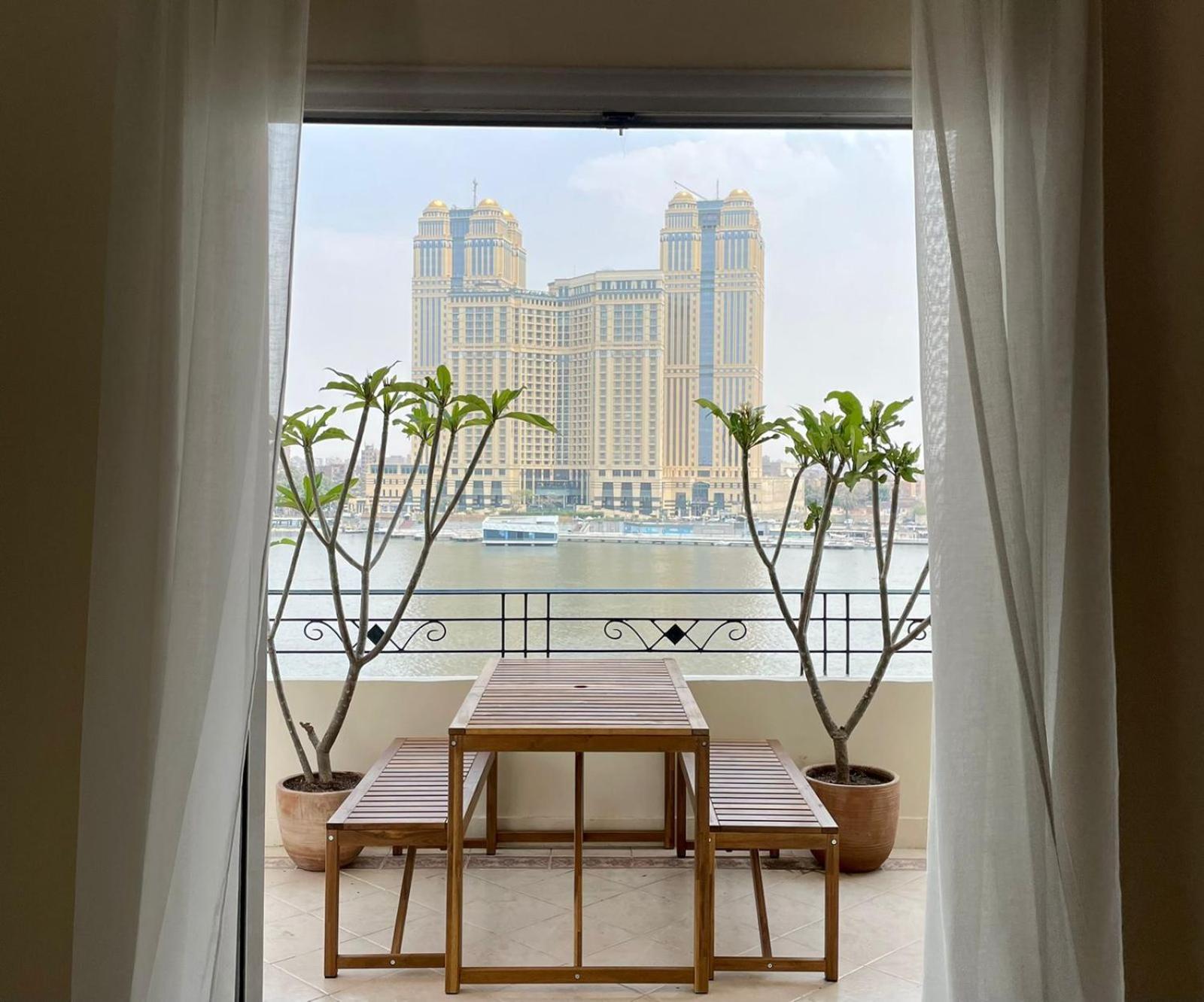 Luxury On The Nile - Zamalek Apartments Каїр Екстер'єр фото