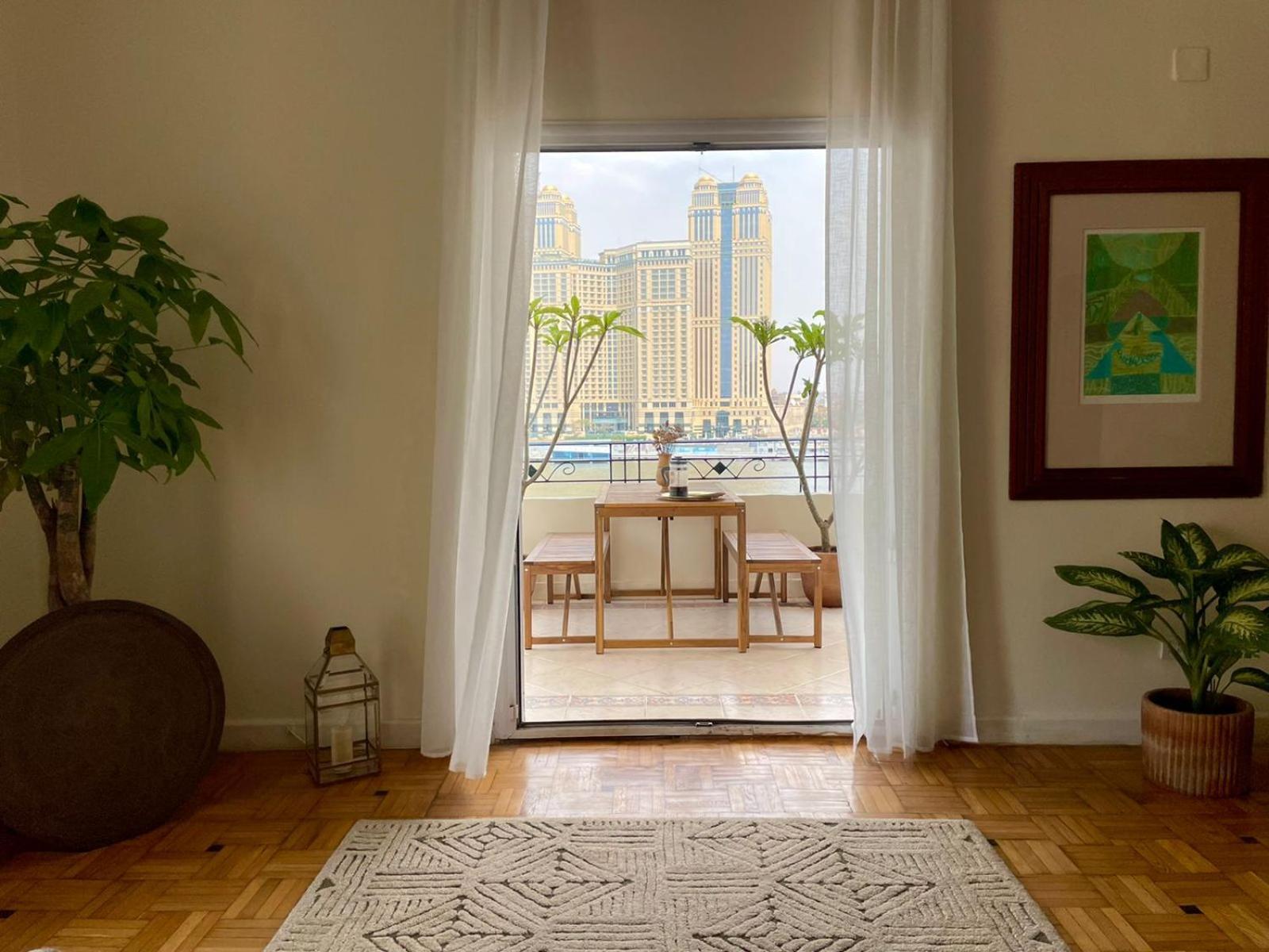 Luxury On The Nile - Zamalek Apartments Каїр Екстер'єр фото